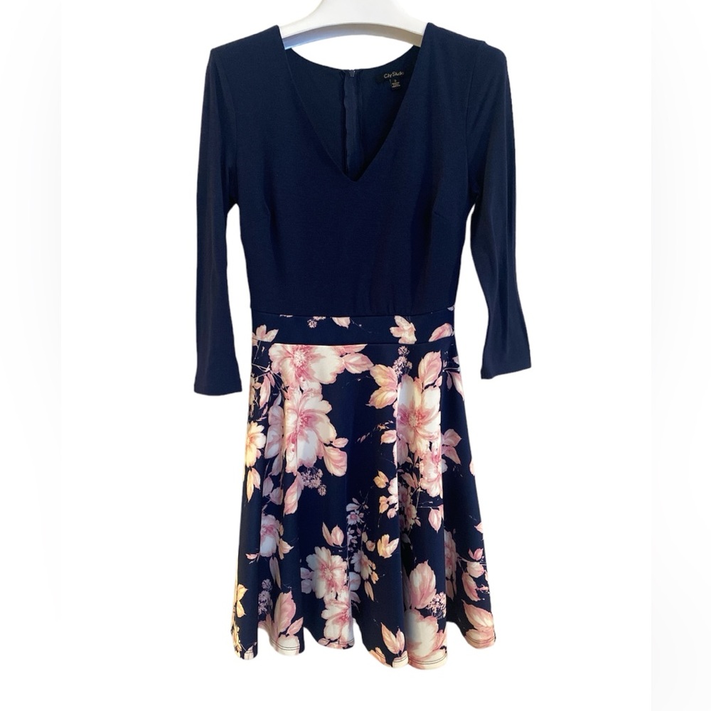 Women’s City Studio Fit and Flare Dress, Navy Top, Floral Skirt, Size 3.